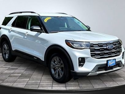 New 2026 Ford Explorer Active w/ Active Comfort Package