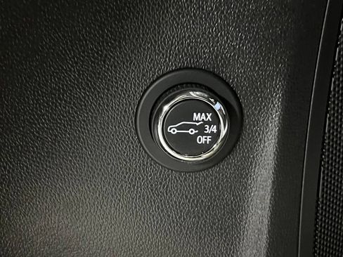 Used 2023 Buick Envision Essence AWD/4WD image 13