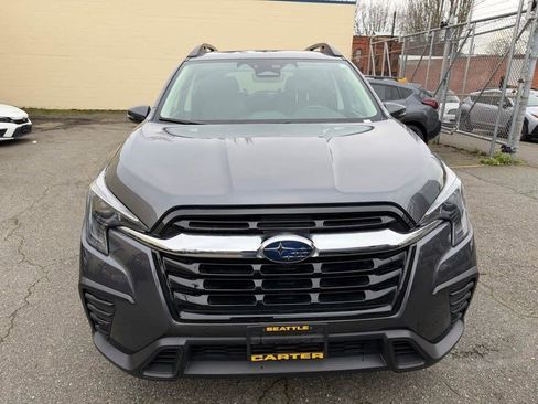 Used 2023 Subaru Ascent Limited image 2