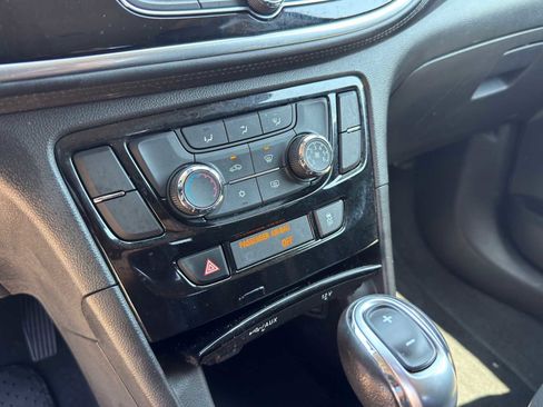 Used 2019 Buick Encore Preferred FWD image 15
