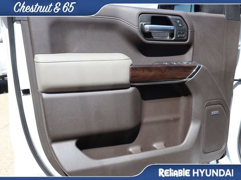 Used 2019 GMC Sierra 1500 SLT w/ SLT Premium Plus Package AWD/4WD image 21