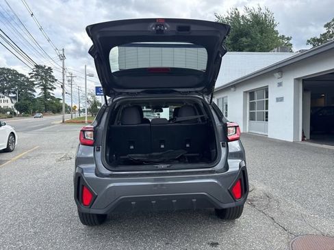 Used 2024 Subaru Crosstrek 2.0i AWD/4WD image 11