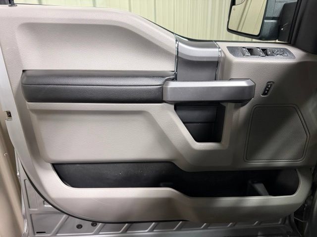 Used 2020 Ford F150 XLT w/ Equipment Group 302A Luxury AWD/4WD image 14