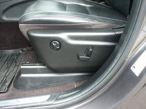 Used 2014 Jeep Grand Cherokee Limited AWD/4WD image 15
