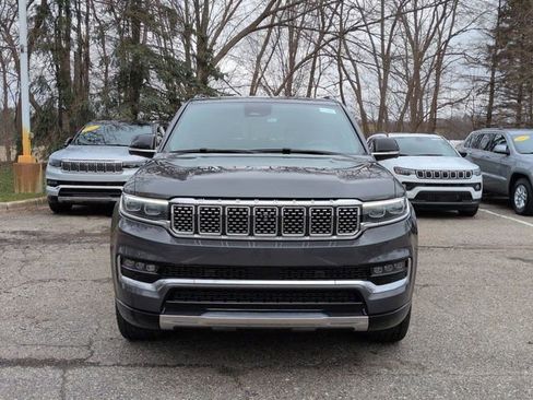 Used 2023 Jeep Grand Wagoneer L 4WD image 8