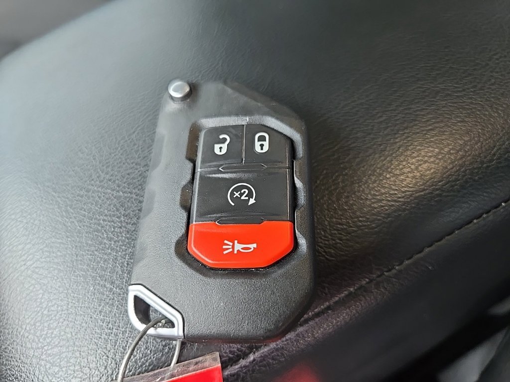 Used 2023 Jeep Gladiator Sport AWD/4WD image 99