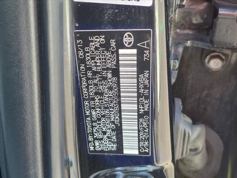 Used 2013 Toyota Prius C One FWD image 23