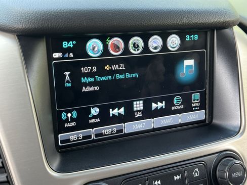 Used 2019 GMC Yukon Denali w/ Denali Ultimate Package AWD/4WD image 17