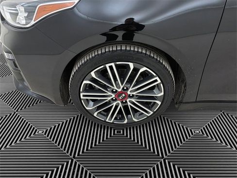 Used 2021 Kia Forte GT image 9