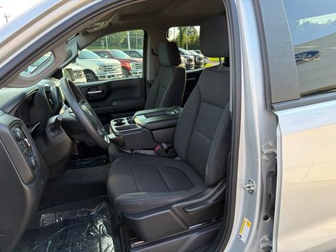 Used 2021 Chevrolet Silverado 1500 Custom AWD/4WD image 10
