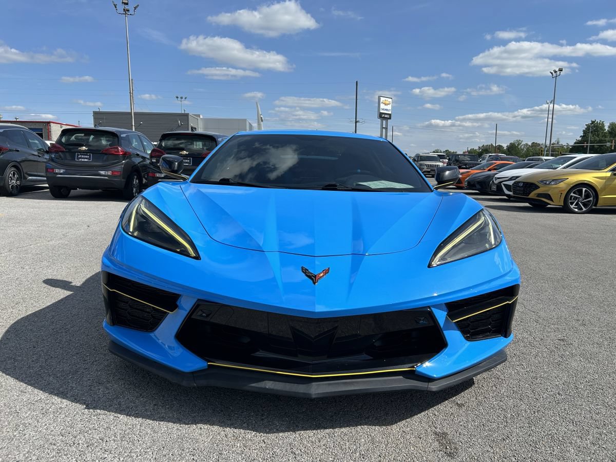Used 2023 Chevrolet Corvette Stingray Premium Conv w/ Z51 Performance Package RWD image 7