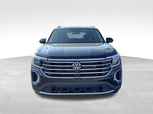 New 2026 Volkswagen Atlas SE image 8