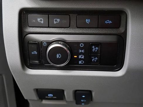 Used 2024 Ford F250 Limited w/ FX4 Off-Road Package AWD/4WD image 29