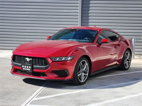 Used 2024 Ford Mustang Premium image 4