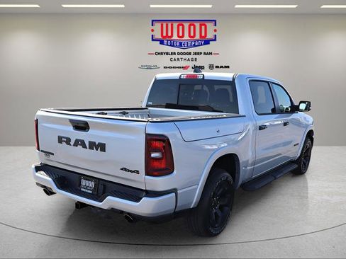 New 2026 RAM 1500 4x4 Crew Cab image 3