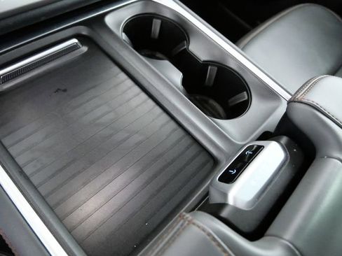 Certified 2025 Ford Expedition Active image 25