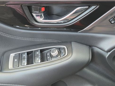 Used 2025 Subaru Outback Touring XT AWD/4WD image 13