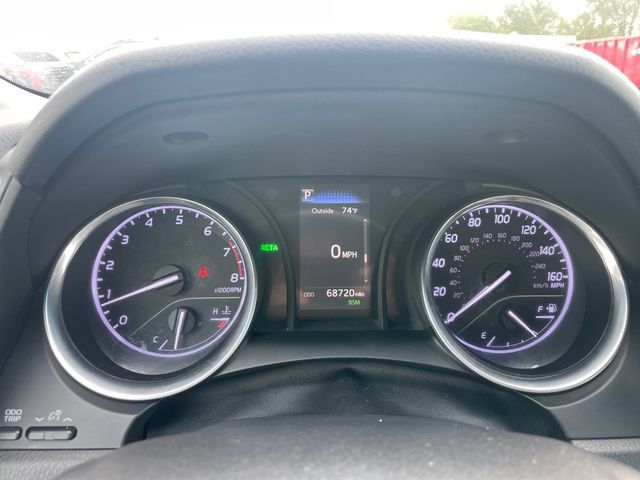 Used 2018 Toyota Camry SE w/ Audio Package FWD image 9