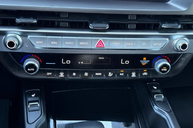Certified 2025 Kia Telluride S FWD image 27
