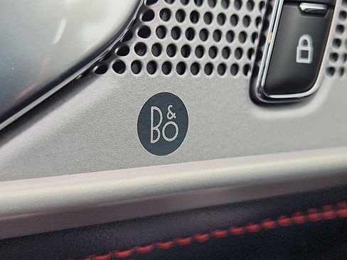 Certified 2022 Ford Explorer ST-Line w/ Class IV Trailer Tow Package image 26