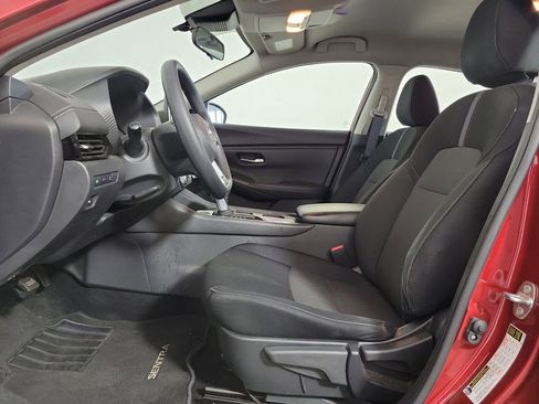 Used 2025 Nissan Sentra SV image 11