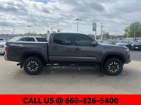 Used 2023 Toyota Tacoma TRD Off-Road image 4