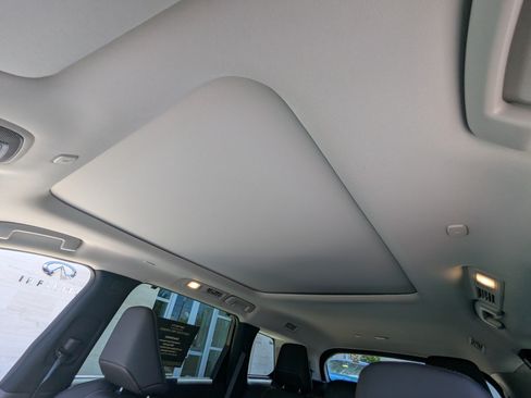 Certified 2026 INFINITI QX60 Luxe w/ Cargo Package FWD image 23