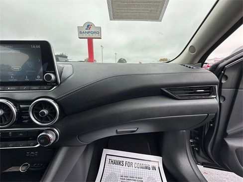 Used 2023 Nissan Sentra SV w/ Trunk Package image 16