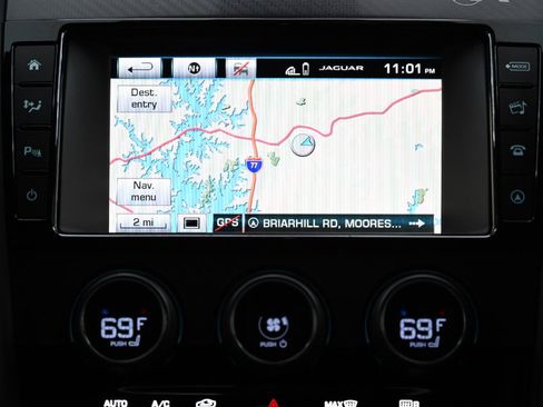 Used 2016 Jaguar F-TYPE R AWD/4WD image 32