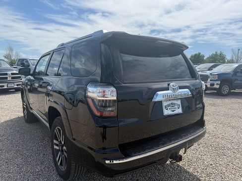 Used 2018 Toyota 4Runner Limited AWD/4WD image 8