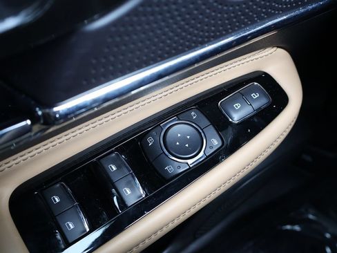 Used 2023 Lincoln Corsair Reserve FWD image 37