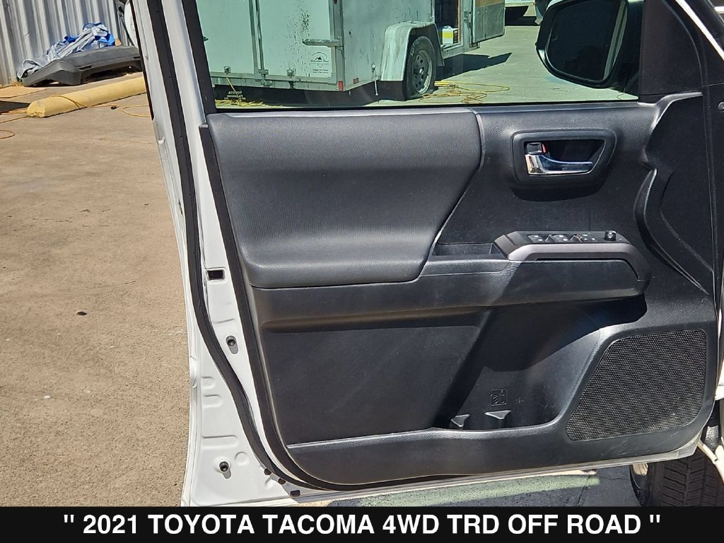 Used 2021 Toyota Tacoma TRD Off-Road w/ Technology Package AWD/4WD image 14