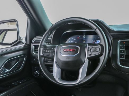 Used 2024 GMC Yukon SLT w/ Max Trailering Package AWD/4WD image 13