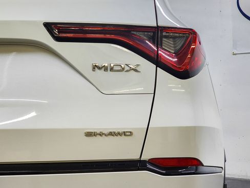 Used 2023 Acura MDX A-Spec image 7