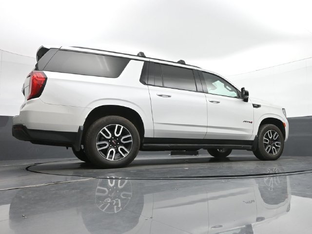 Used 2023 GMC Yukon XL AT4 AWD/4WD image 16