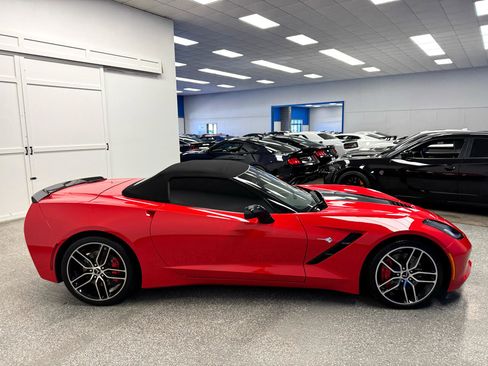 Used 2015 Chevrolet Corvette 2dr Stingray Z51 Conv w/ 3LT Preferred Equipment Group image 42