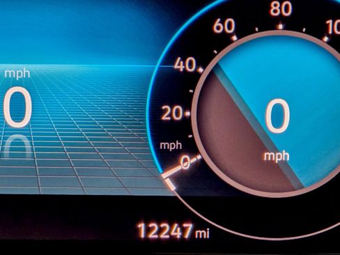 Used 2024 Volkswagen Atlas Cross Sport SEL R-Line image 37