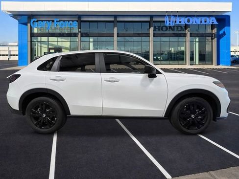 New 2026 Honda HR-V Sport image 8