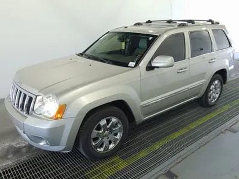 Used 2009 Jeep Grand Cherokee Overland RWD image 1