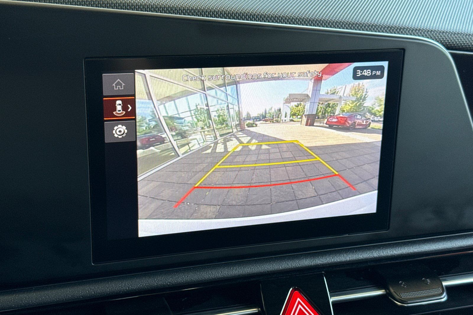 Used 2025 Kia Niro LX FWD image 19