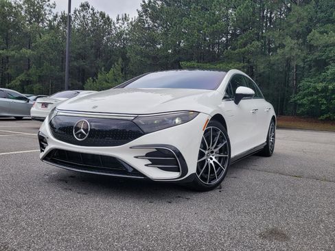 Used 2022 Mercedes-Benz EQS 450+ Sedan w/ AMG Line Exterior image 37