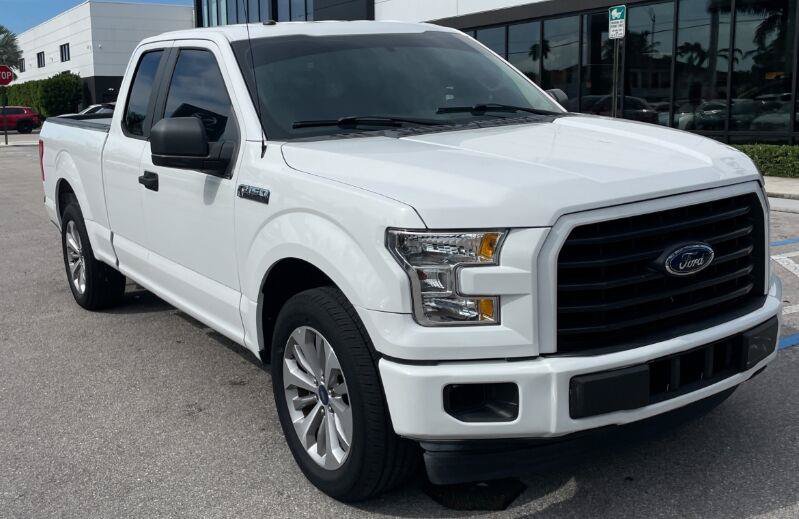Certified 2017 Ford F150 XL w/ Equipment Group 101A Mid RWD image 3