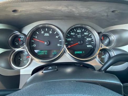 Used 2009 GMC Sierra 2500 SLE w/ SLE Preferred Package AWD/4WD image 22