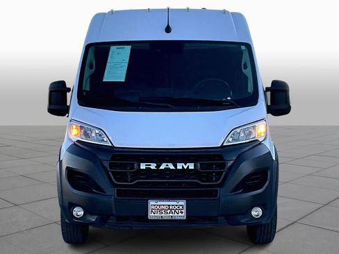 Used 2023 RAM ProMaster 2500 w/ Convenience Group image 4