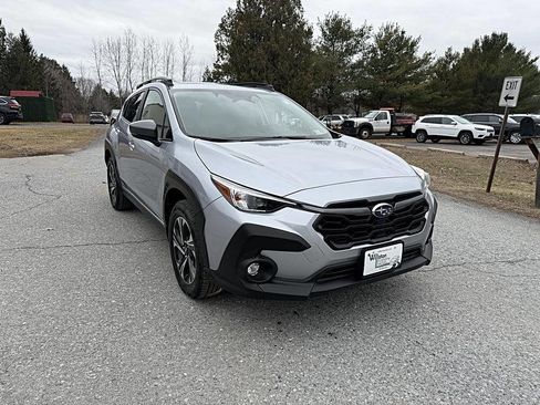 Used 2024 Subaru Crosstrek 2.0i Premium image 7