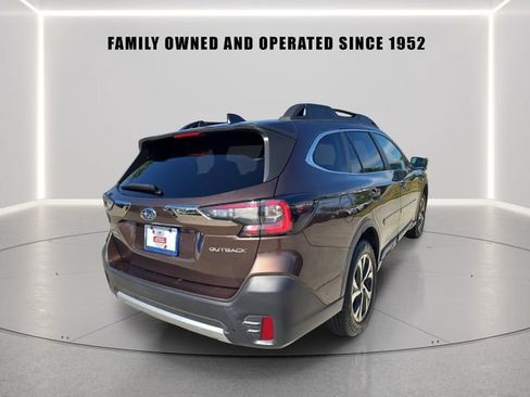 Used 2020 Subaru Outback Limited AWD/4WD image 3