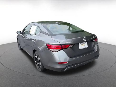 Used 2025 Nissan Sentra SV FWD image 11
