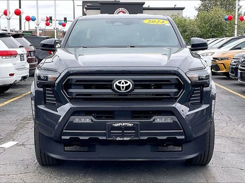 Used 2024 Toyota Tacoma SR5 AWD/4WD image 2