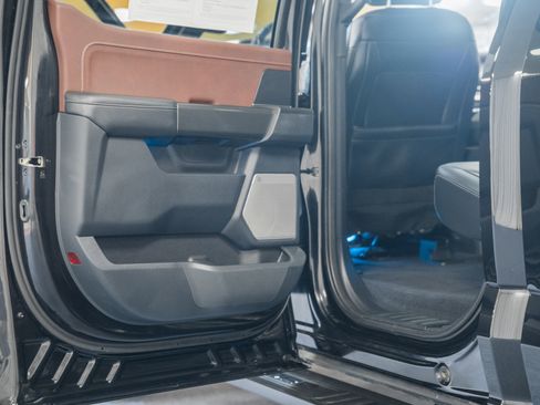 Used 2023 Ford F150 Lariat w/ Equipment Group 502A High image 41