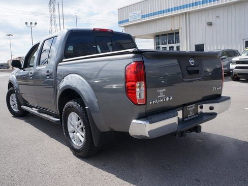 Used 2020 Nissan Frontier SV w/ SV Utility Package image 8